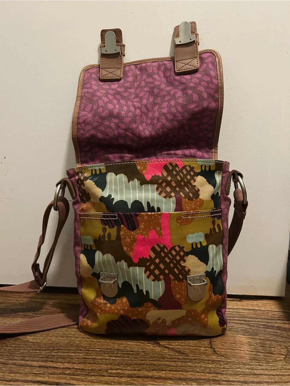 Fossil Multicolor Canvas and Brown Leather Trim Crossbody Messenger Bag